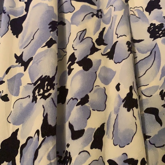 Hunt Club Blue Floral Skirt, Size 10 - Picture 2 of 4